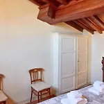 Apt In Via Ginori In A Historical Palazzo With Elevator