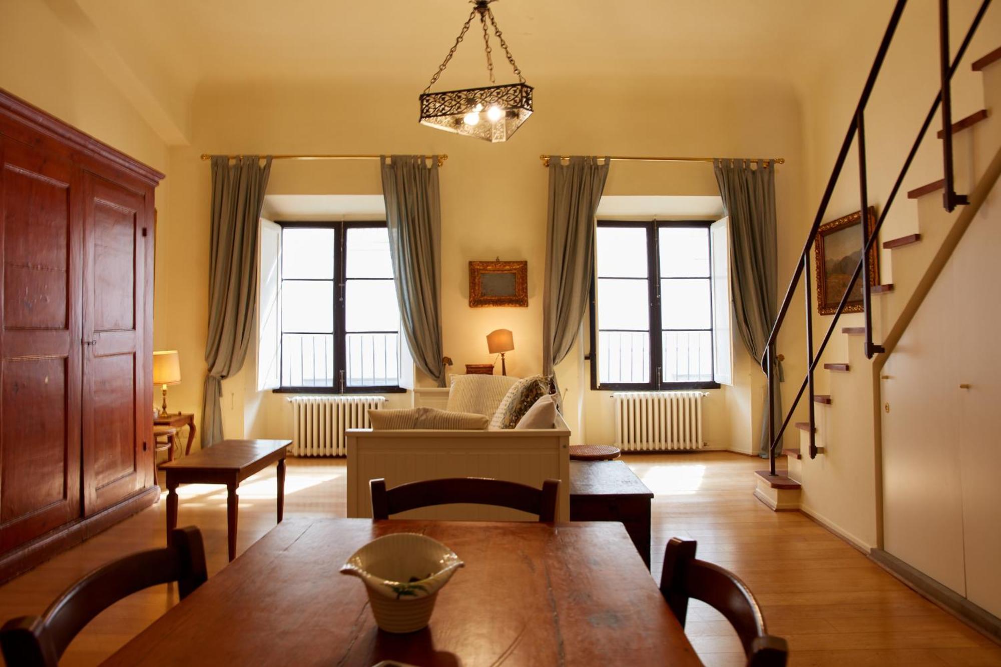 Apartamento In Via Ginori In A Historical Palazzo With Elevator